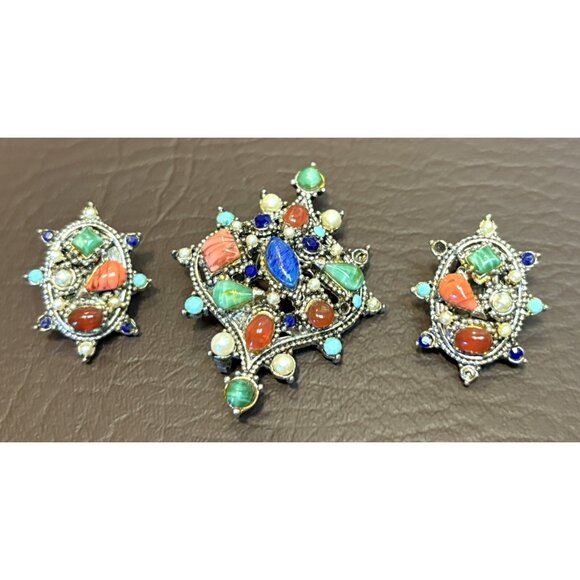 Vintage Hollycraft Multi Color Rhinestone Faux Pearl Brooch And Clip Earrings - Picture 2 of 12